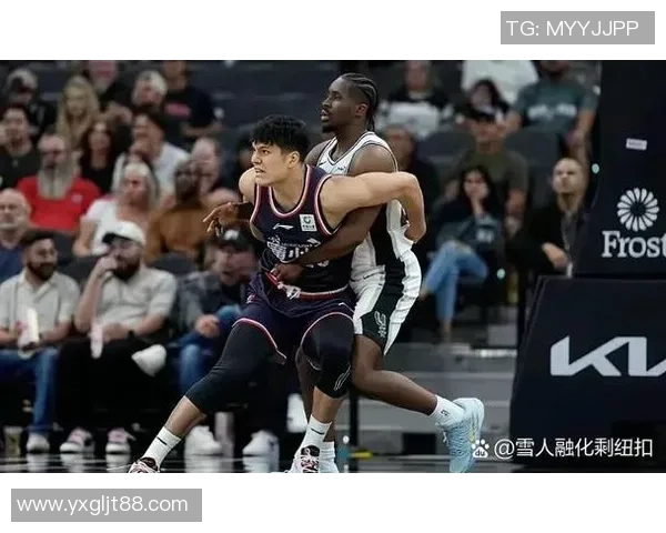 重庆篮球队配合问题引发热议球迷对战术执行和团队默契的看法分析